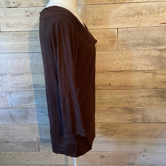 💥5/$25 Studio by Liz Claiborne women’s brown tunic in size medium - Picture 5 of 8